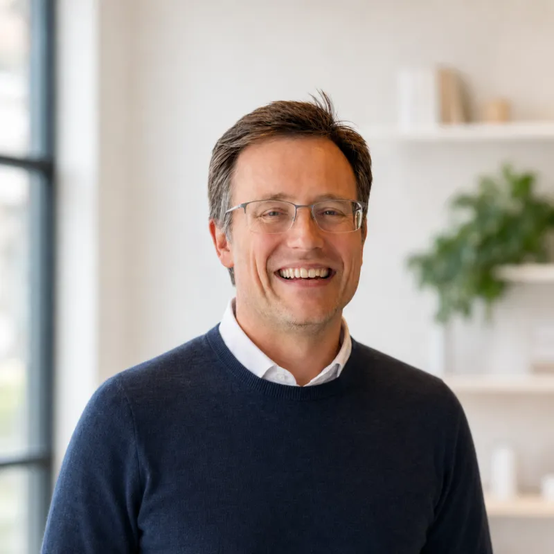 Tim Tiefenbach, Gründer von TeaFan Media